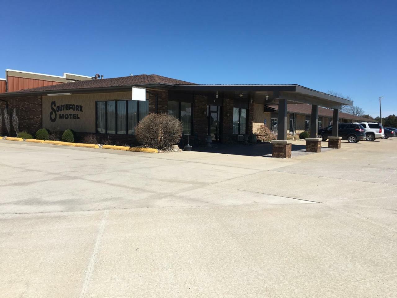 Southfork Motel Bloomfield Exterior photo